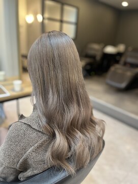 エリス ウメダ(Eliss umeda) ミルクティーベージュ