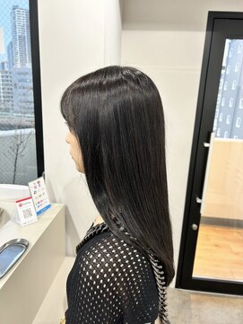 リグ 横浜(Lig.) ニュアンスカラー暗めカラーアッシュブラック艶髪美髪横浜横浜駅