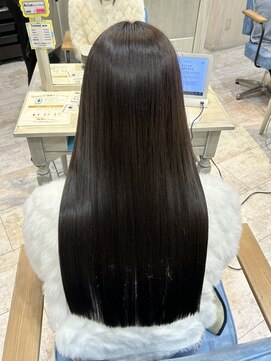 アルーシェ 心斎橋(Alushe) 艶感グレーブラウン