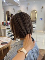 フレア(FLAiR)&nbsp;30代40代白髪ぼかしハイライトでおしゃれボブ