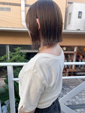 ミント(mint) ぱつっとボブ×オリーブベージュ！　　ボブ/ショート/マット