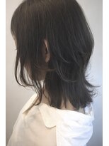 リム(RiM...)&nbsp;20代OL大人カワイイナチュラルウルフレイヤーくびれヘア