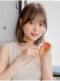 デジタルパーマ斜めバング美髪ミルクティーブロンド愛され