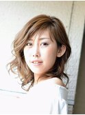 3Dカラーで立体感をだしたミディアムウェーブ