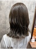 カーキグレージュ