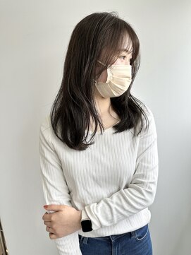 ヨム(YOMU) 人気レイヤーカット