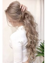 リア 大阪梅田(Ria) ~上げてもカワイイ外国人風ハイグレージュ~【Ria 大阪 梅田】