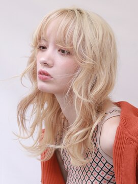 ピークアブー 銀座中央通り(PEEK-A-BOO) ハイトーンのフェアリーレイヤー◎