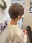 ショートカット 丸みショートボブ 前髪あり