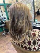 ヘアーラウンジ アンフィ 井土ヶ谷(Hair Lounge Anphi)&nbsp;ブランドミルクティーベージュ