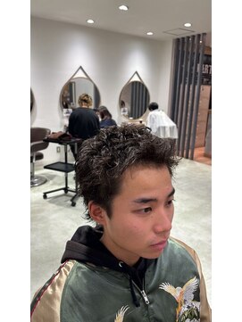 アース 三軒茶屋店(HAIR&MAKE EARTH) 三軒茶屋_メンズ_ショート_スパイキーショート_ツイストパーマ