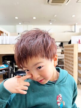 デザイニングヘアードゥ(designing hair Deux) キッズレッドブラウンヘアカラーツーブロックショート