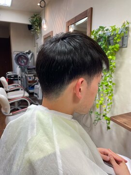美容室サーティ ツ-ブロックカット