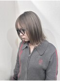 ミルクティーグレージュ×切りっぱなしボブ