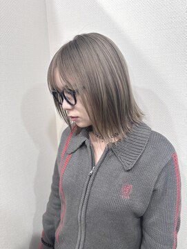 メノン 茨木店(Menon) ミルクティーグレージュ×切りっぱなしボブ