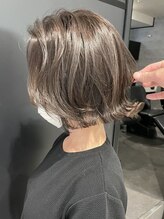 アンダーバーホワイト 南海難波店(_WHITE)