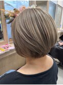 20代30代小顔ハンサムショート/ボブウルフ/ミルクティーベージュ