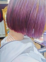ミュズィー ドゥ ヘア(Musee du hair)&nbsp;切りっぱなしボブにパープル