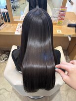サラ ビューティ サイト 春日(SARA Beauty sight)&nbsp;湿気に負けないツヤツヤ髪♪髪質改善ストレート