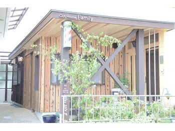 カットハウス　ファミリー