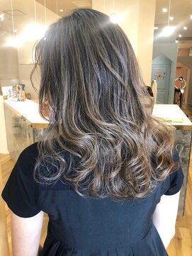 シェルター バイ トウキョウ(Shelter by TOKYO) イルミナカラー×オーシャン