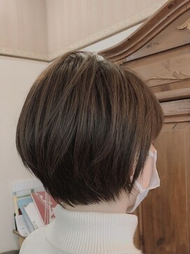 ココ(CO_CO) 耳かけ可　小顔　ショートボブ