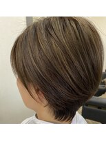 花鳥風月&nbsp;横顔美人ショート