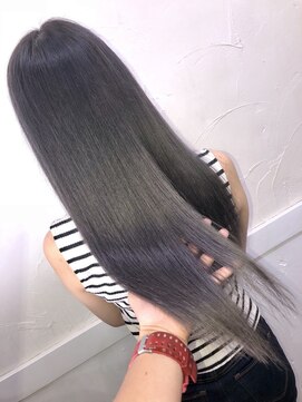 アネラ(Anela) 艶々プラチナグレー【平本】