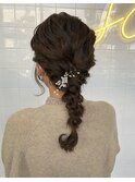 結婚式お呼ばれヘア♪ゆるふわ編みおろし