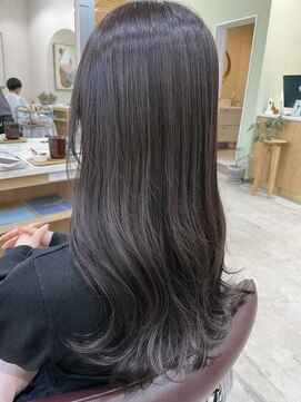 キュオンシア(CUEON. ciea) 美髪×透明感×グレージュ