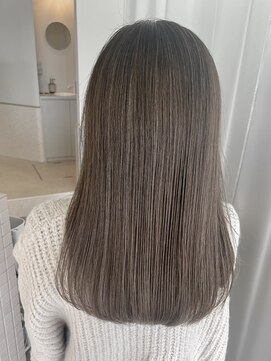 ルトワプラス(Lutowa plus) カット+カラー+カラーケア+ハイライト