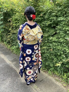 ユニ (UNI) 振袖