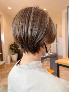 コムシュブー(Comme Cheveux) 【Comme Cheveux】センターパートショート☆/東(アズマ )