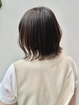 くびれ外ハネ切りっぱなしボブミディアム簡単アレンジ20代30代