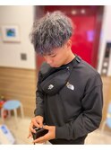ツイストスパイラルパーマショートマッシュツーブロックメッシュ