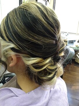綾音堂 ヘアアレンジ