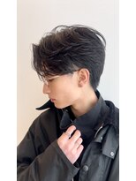 グランマッシュ(Granmash) フェザーカット/センターパート/毛流れセンターパート