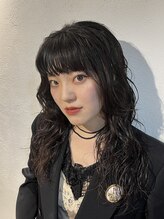 ヴィッカエコル (vicca 'ekolu) エアリーロングパーマ/パーマ／スパイラルパーマ/お洒落パーマ