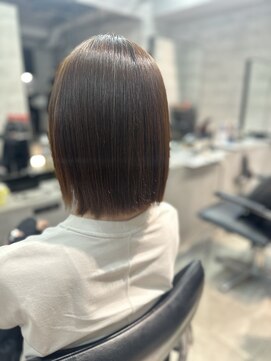 ソル 八王子(SOL) 可愛さ満点！首元隠れるボブスタイル