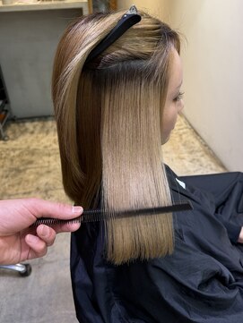 ユニ(uni) ブリーチ縮毛矯正