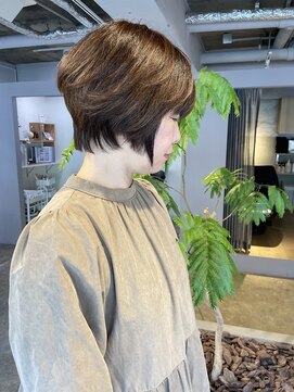 ユリーカ(eureca) 大人×ショート