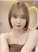 広がる髪でもできる地毛風縮毛矯正ボブ