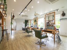 アナヘアー(ANNAHAIR)の雰囲気(店内はナチュラルな空間で癒しの空間を☆)