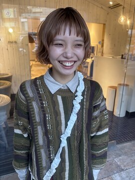 スノッブ ビア ビーチ(Snob VIA Beach) オン眉ボブ