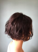 グラムヘアー(glam hair) ほんのり甘いゆるふわボブ