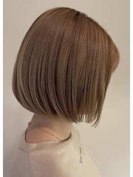 バランス ヴィヴィ(BALANCE vivi) ぱっつんボブ☆透明感カラー