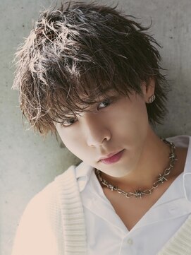 アルファ 新宿(alpha) フェザーパーマ/刈り上げセンターパート/サーフカール[新宿]