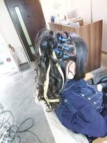 リエラ 新宿(RIERA)&nbsp;リボン編み込みハーフポニー