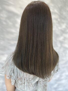 ラビス 浦和(Lovis) 美髪/ネビージュ/大人かわいい/透明感ショート[浦和]