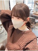 可愛い薄め前髪顔周りカット後れ毛ミディアムヘアアレンジ